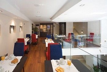 阿伦纳酒店 希洪 外观 照片